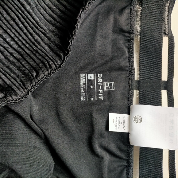 SOLD - Picture 4 of 9